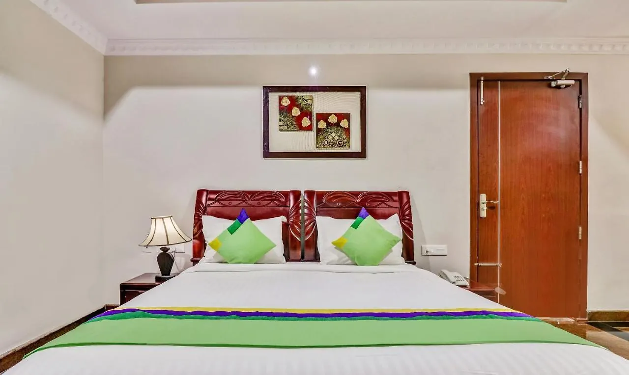 Kizhake Chālakudi Treebo Symphony Hotels And Resorts Angamally 3*, Kizhake Chālakudi